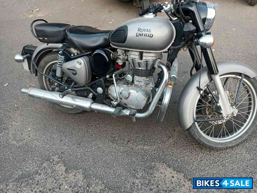 Royal Enfield Classic Gunmetal Grey
