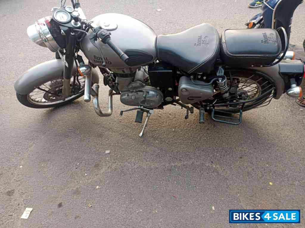 Royal Enfield Classic Gunmetal Grey