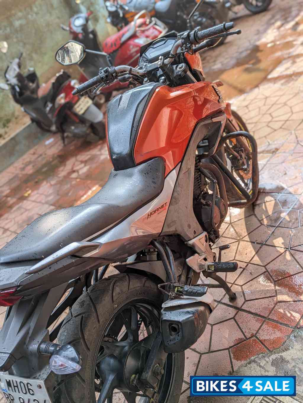 Honda CB Hornet 160R