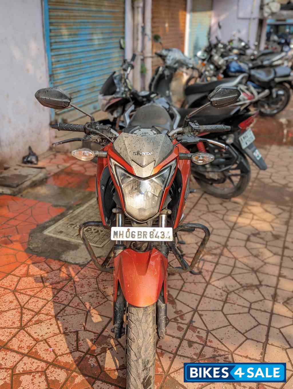 Honda CB Hornet 160R