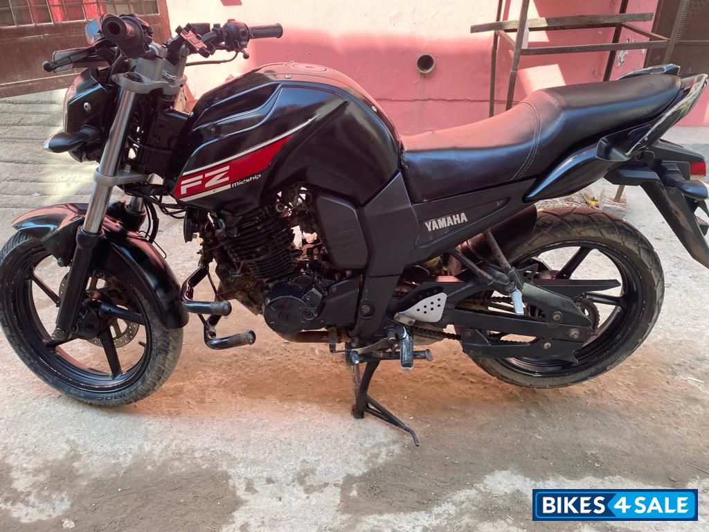Yamaha FZ16