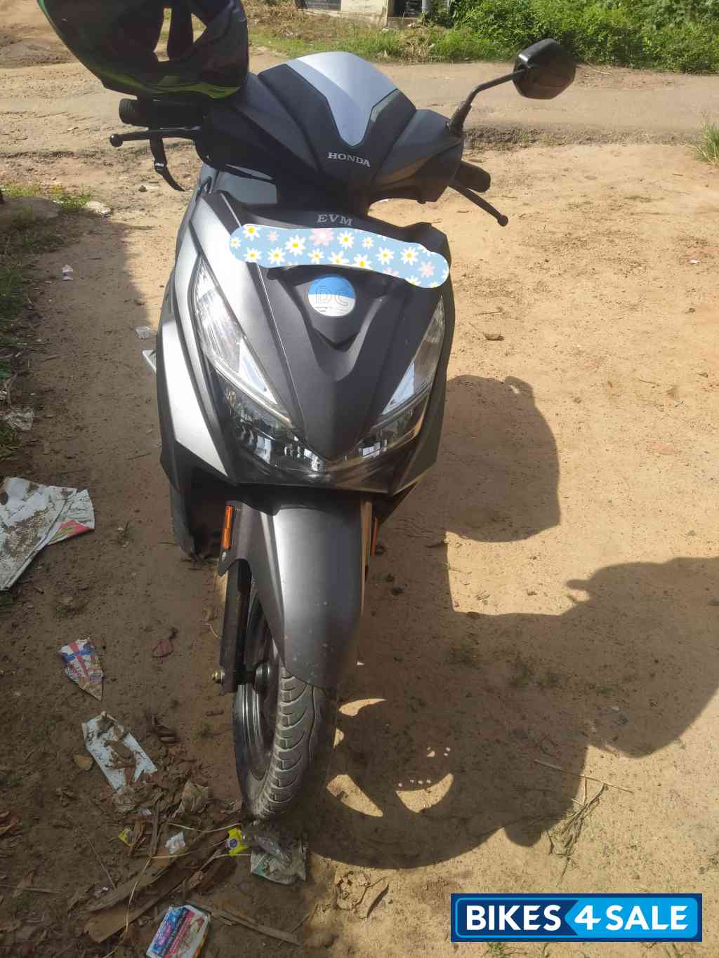 Black Honda Grazia