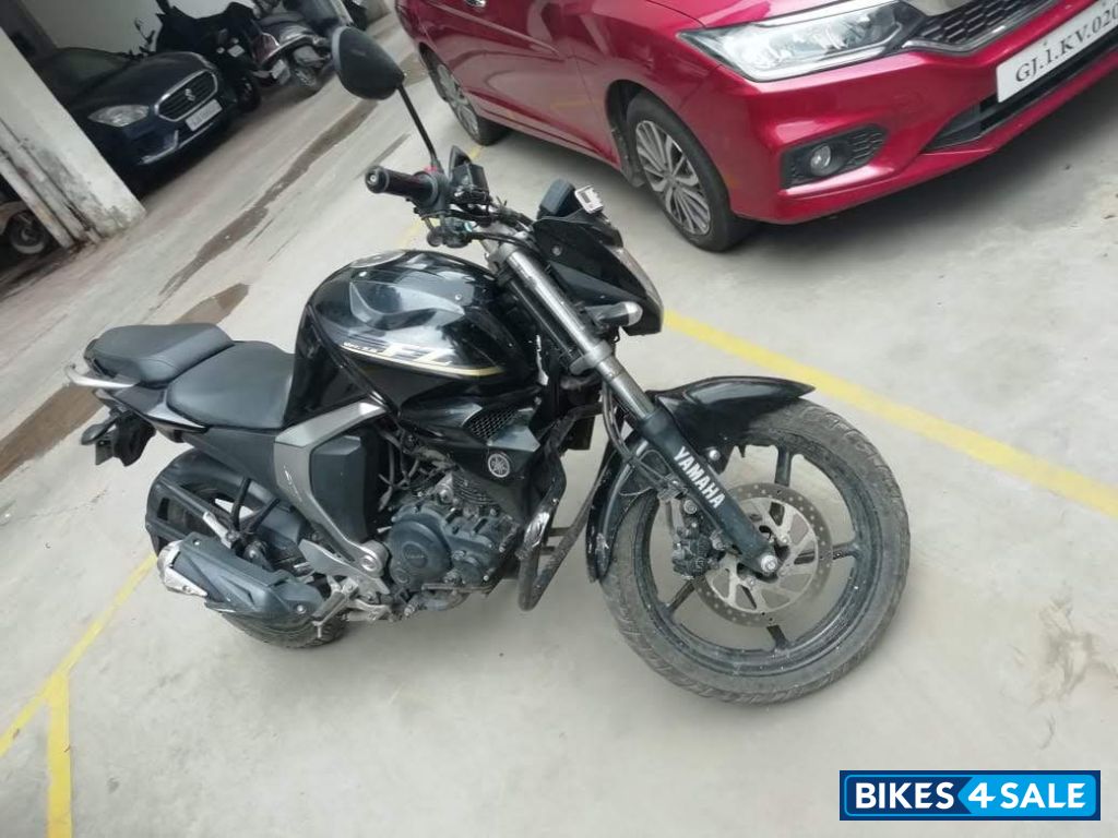 Yamaha FZ FI V2