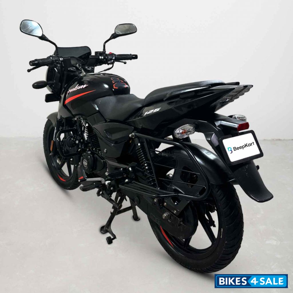 Bajaj Pulsar 125