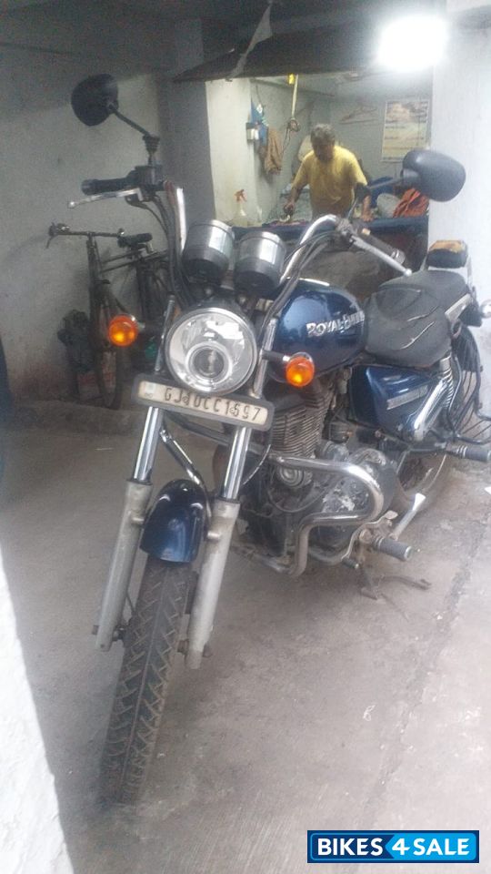 Royal Marine (blue) Royal Enfield Thunderbird TwinSpark 350