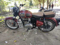 Chestnut Royal Enfield Classic 350