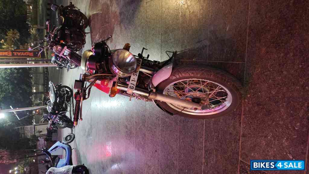 Red Royal Enfield Continental GT 535