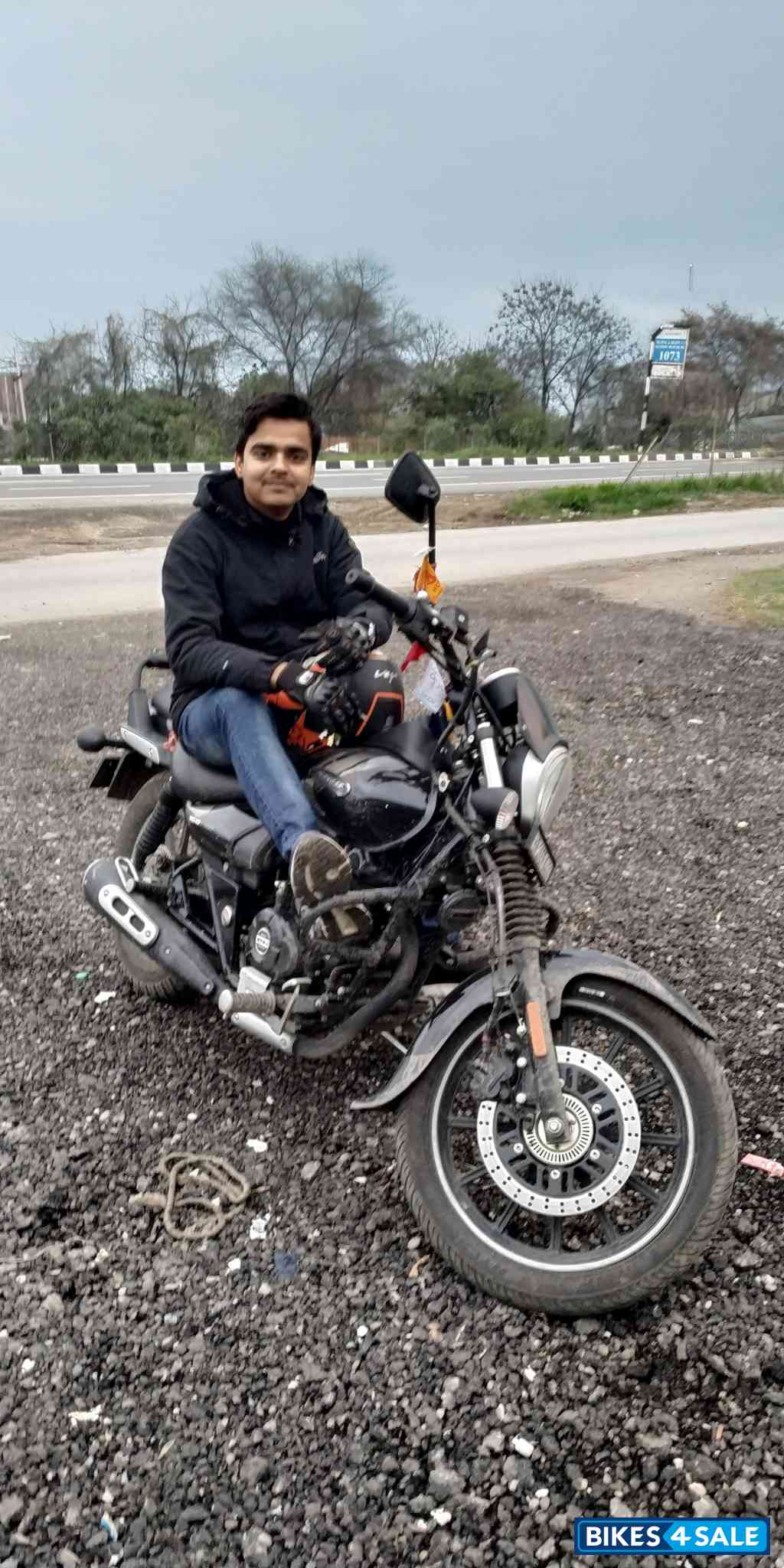 Bajaj Avenger Street 160