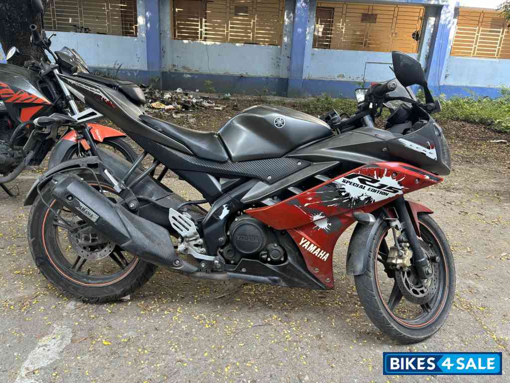 Yamaha YZF R15 V2