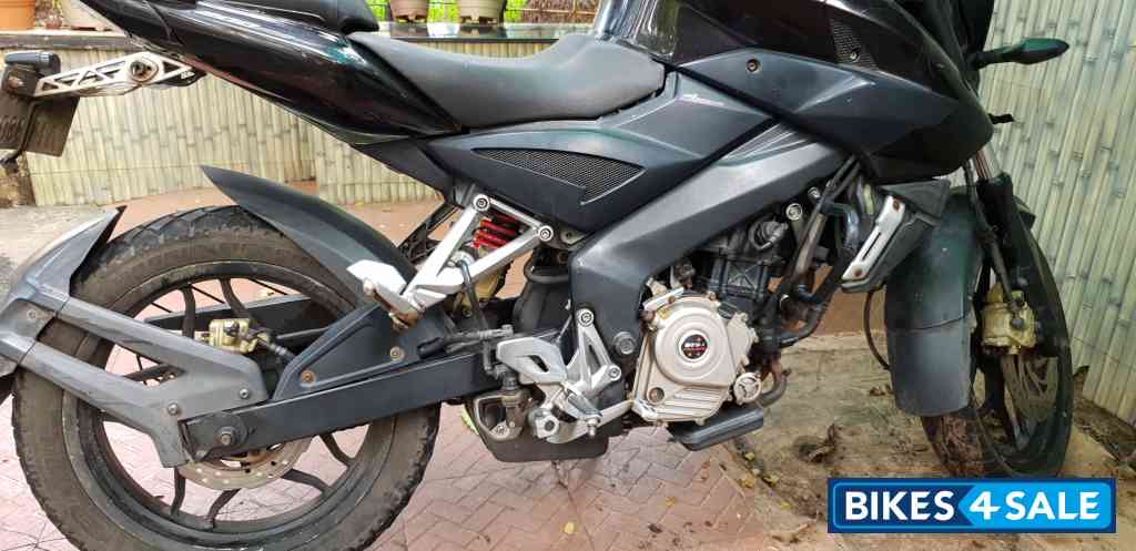 Bajaj Pulsar 200 NS
