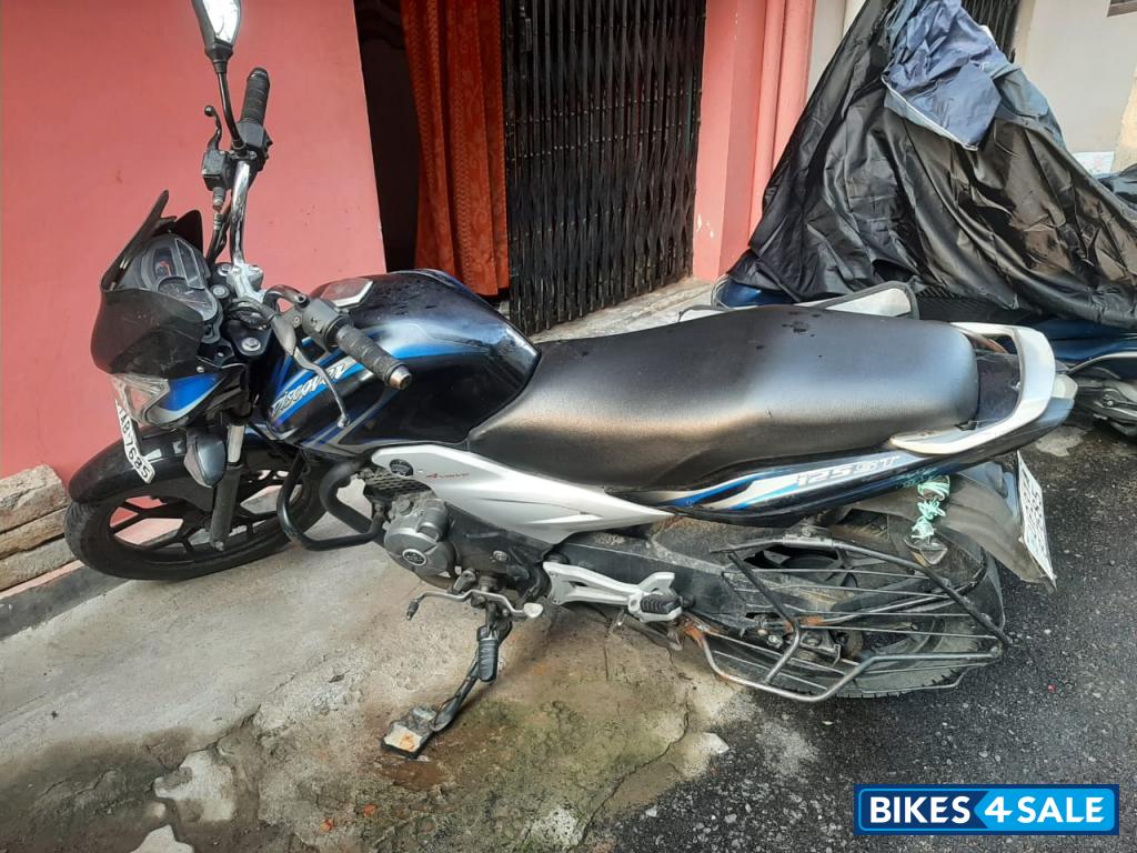Bajaj Discover 125 ST