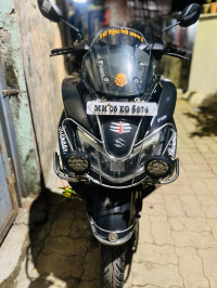 Black Suzuki Burgman Street BS6