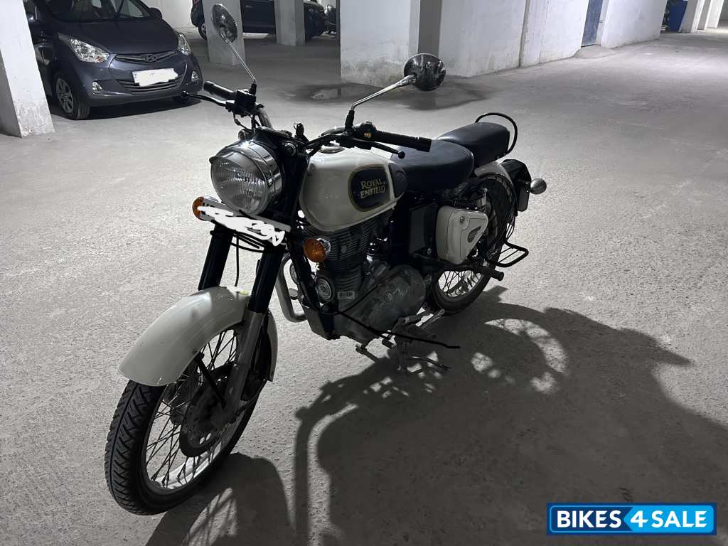 Ash White Royal Enfield Classic 350
