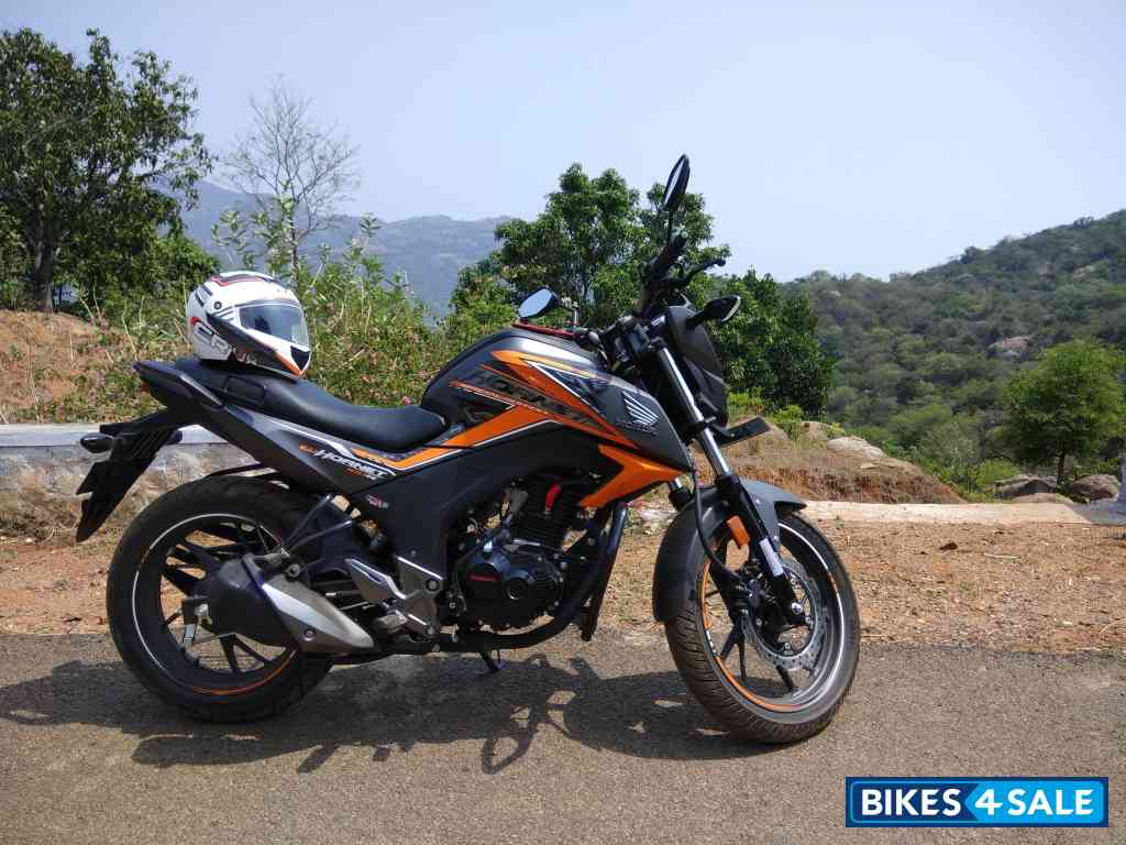 Special Edition Orange Honda CB Hornet 160R