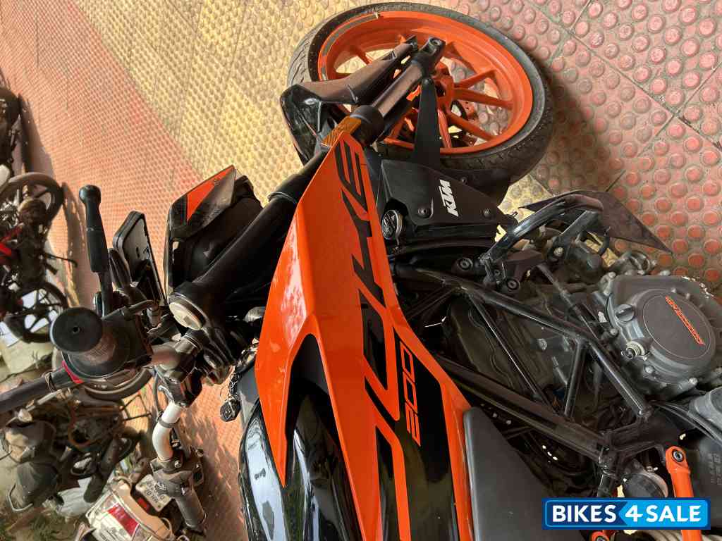 KTM Duke 200 ABS