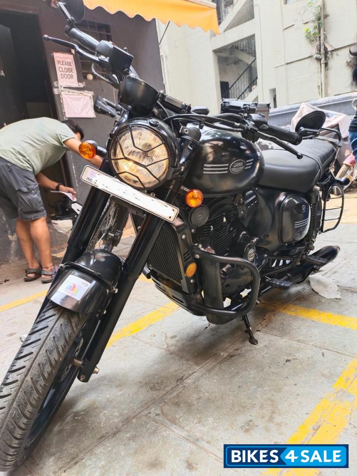 Jawa 42 Dual Channel ABS AllStar Black