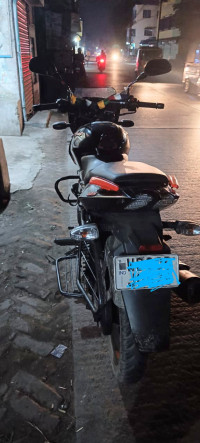 Neon Bajaj Pulsar 125 Split Seat