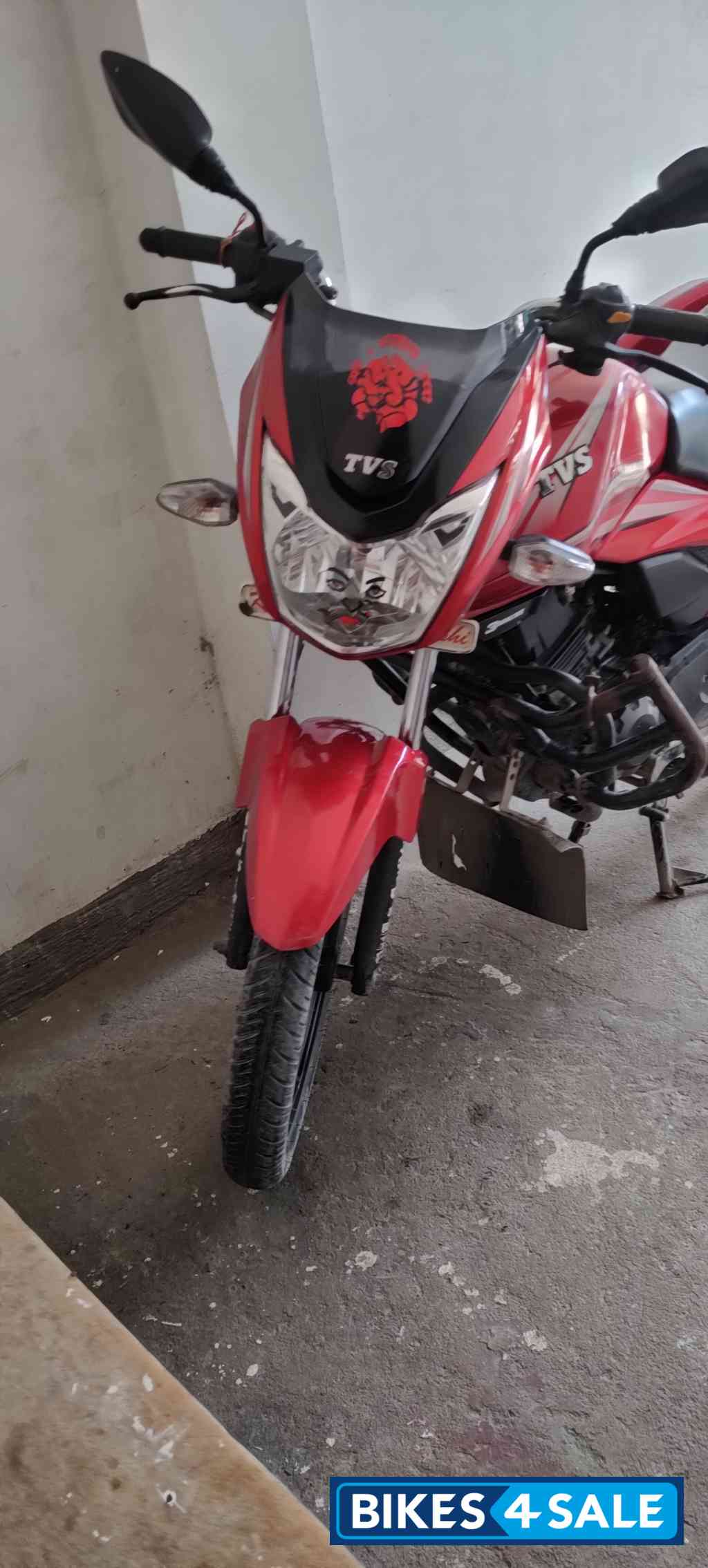 TVS Victor TVS Victor