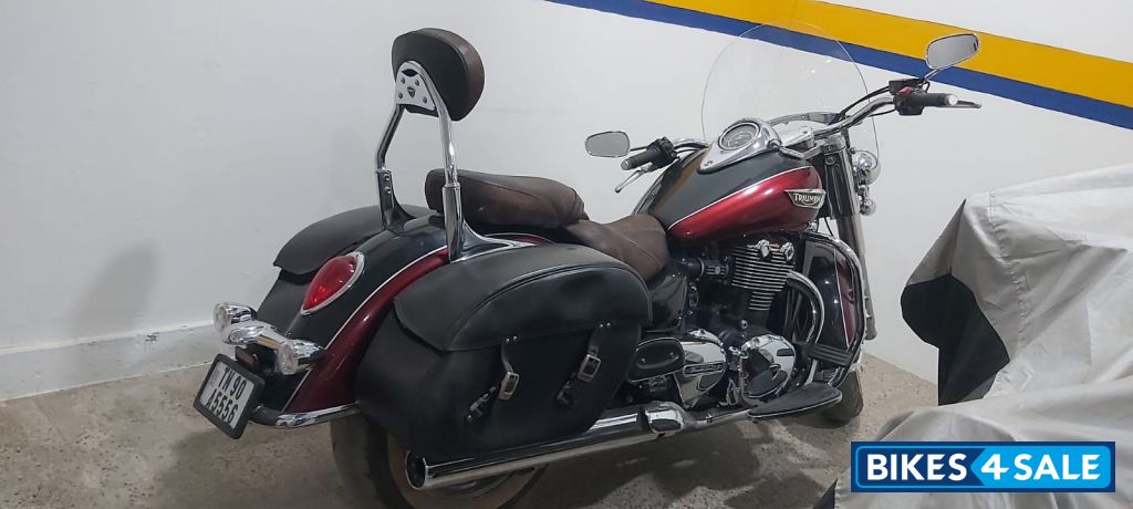 Phan Black Triumph Thunderbird LT Phan Black Triumph Thunderbird LT