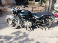 Black Royal Enfield Bullet Electra Twinspark