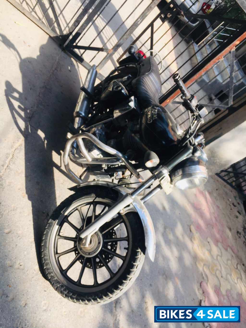 Black Royal Enfield Bullet Electra Twinspark Black Royal Enfield Bullet Electra Twinspark