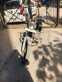 Black Royal Enfield Bullet Electra Twinspark