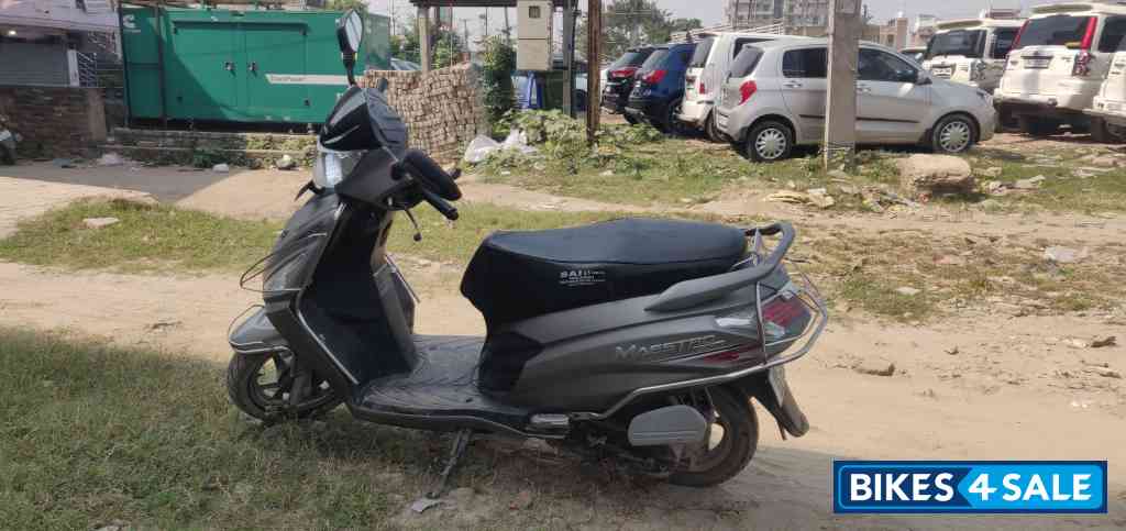 Matt Vernier Grey Hero Maestro Edge