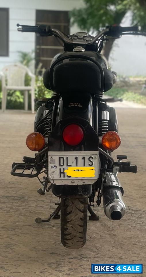 Black Royal Enfield Classic 350