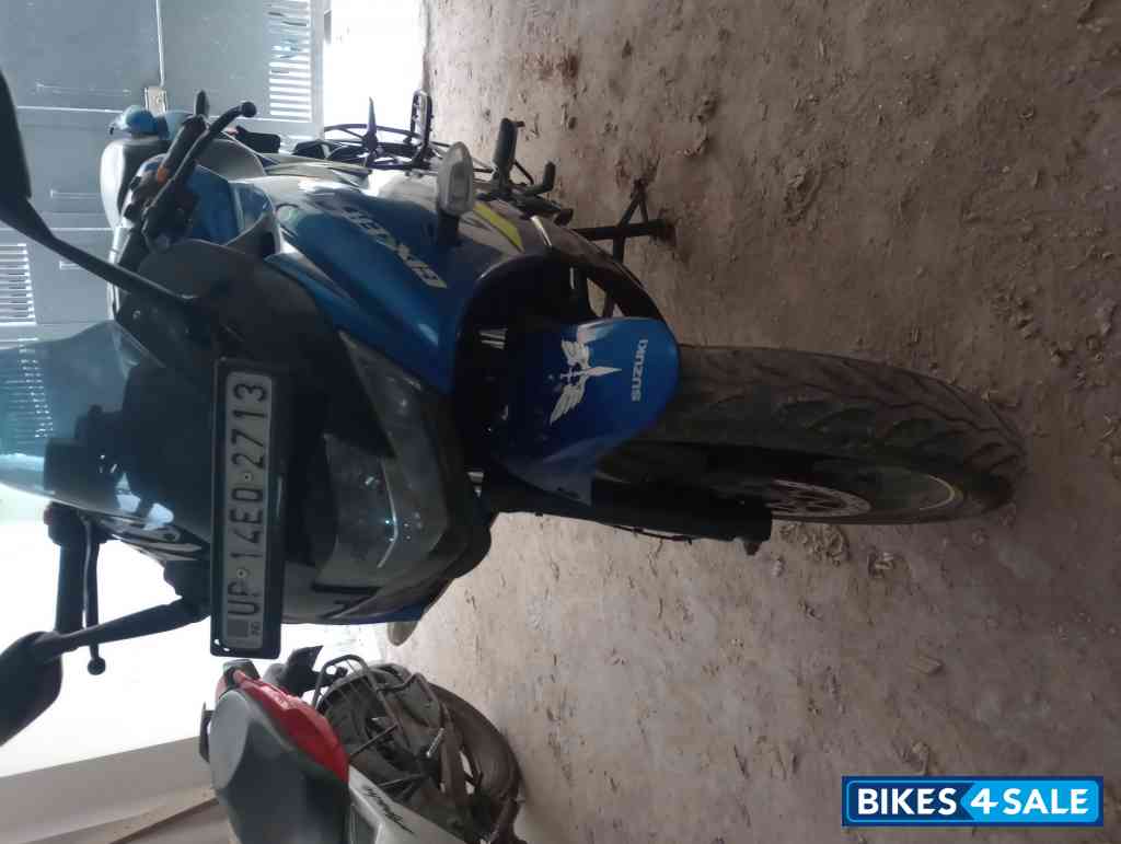 Blue Suzuki Gixxer SF BS6