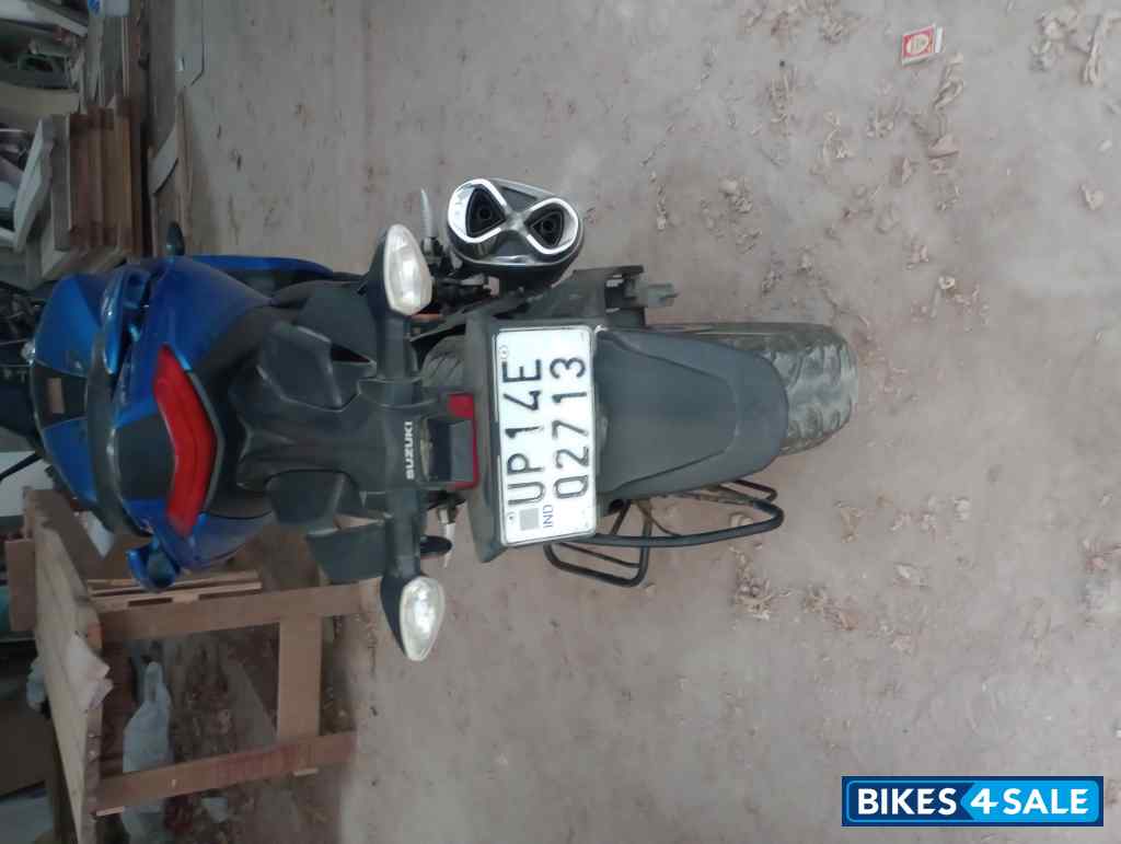 Blue Suzuki Gixxer SF BS6