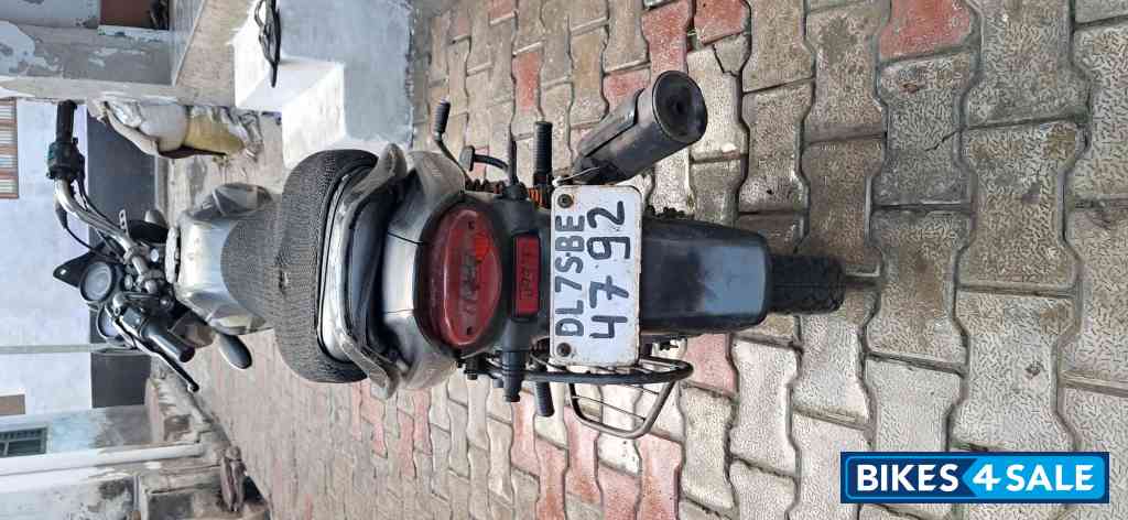 Bajaj Platina 125 DTS-Si