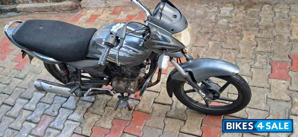 Bajaj Platina 125 DTS-Si