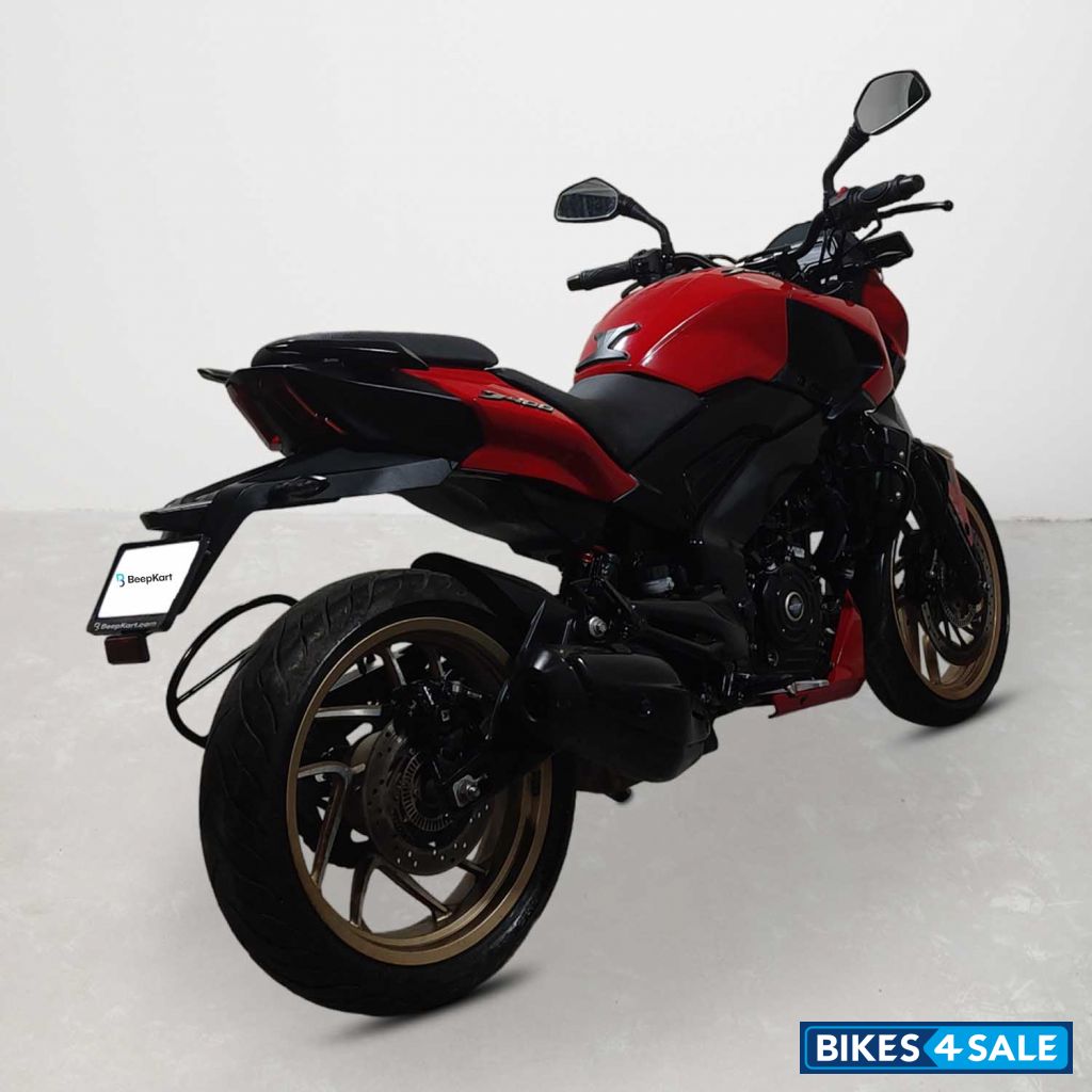 Bajaj Dominar 400