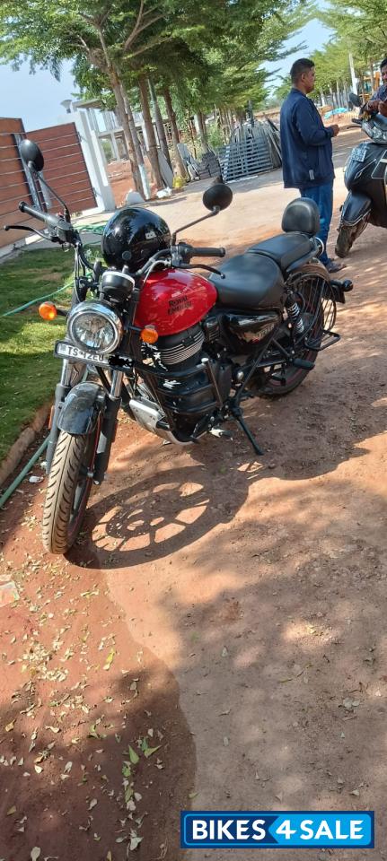 Royal Enfield Meteor 350 Fireball