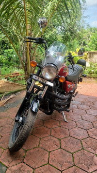 Royal Enfield Thunderbird 350