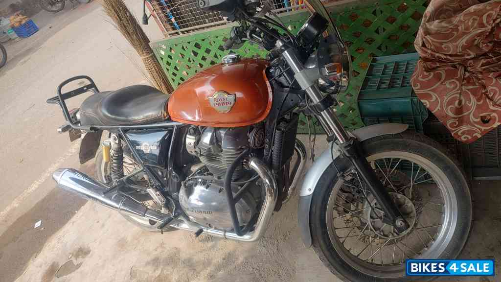 Orange Royal Enfield 2023 Interceptor 650