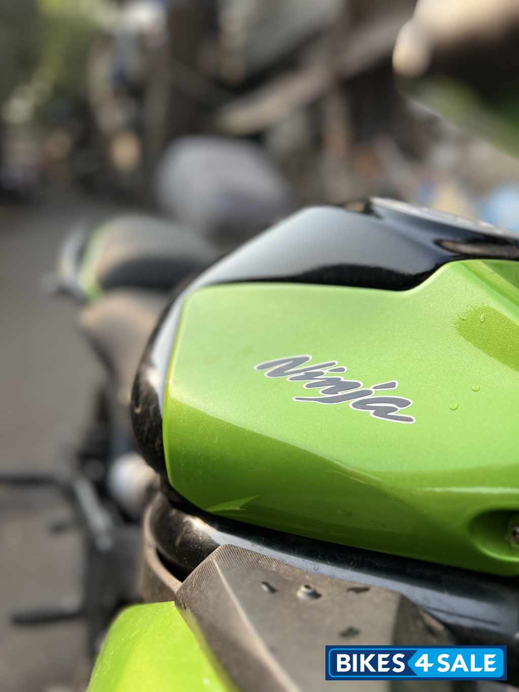 Green Black Kawasaki Ninja 650R