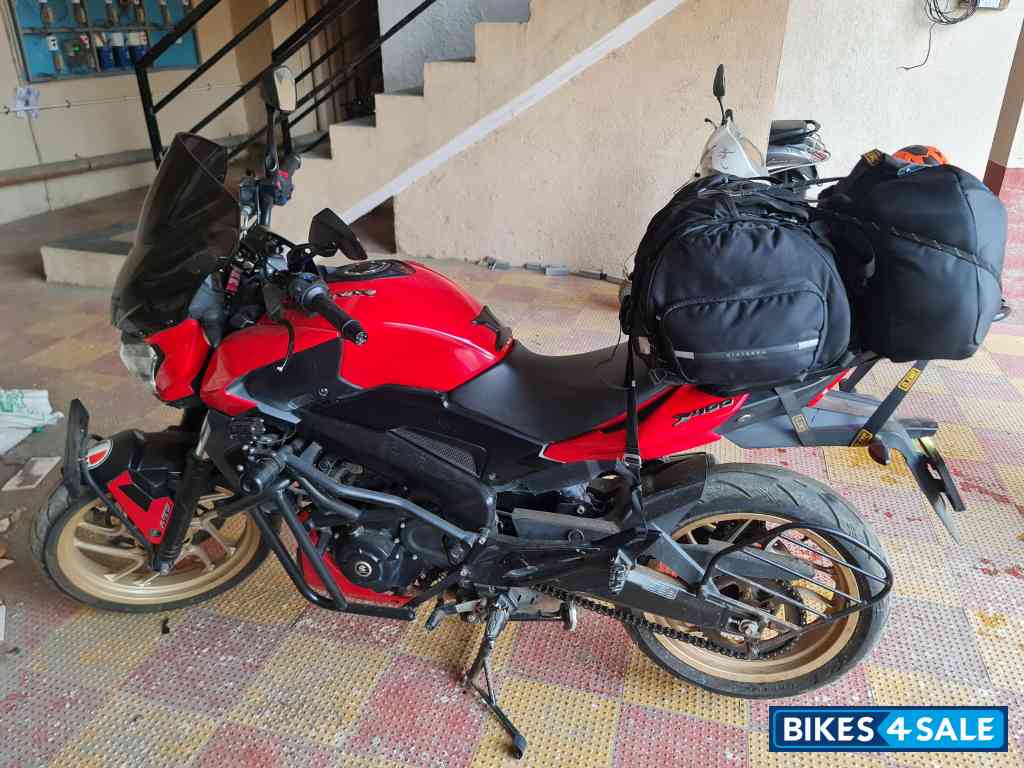 Red Bajaj Dominar Dominar 400 BS-IV