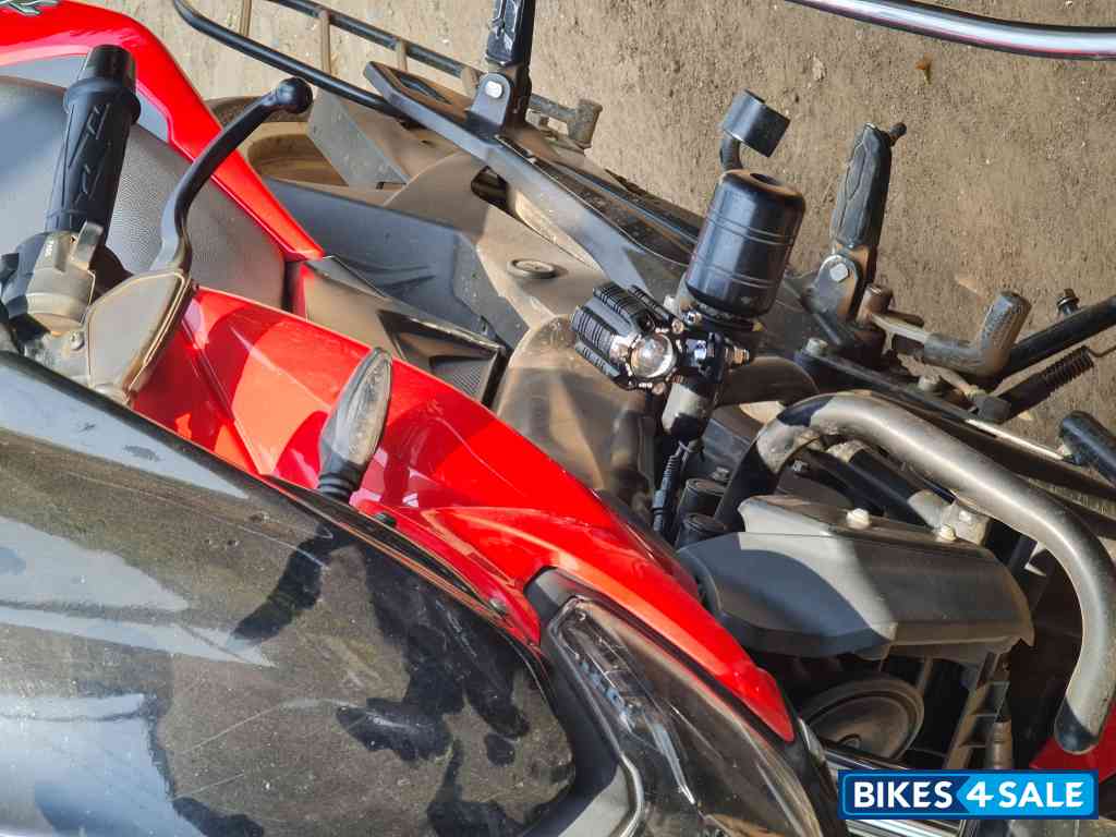 Red Bajaj Dominar Dominar 400 BS-IV Red Bajaj Dominar Dominar 400 BS-IV