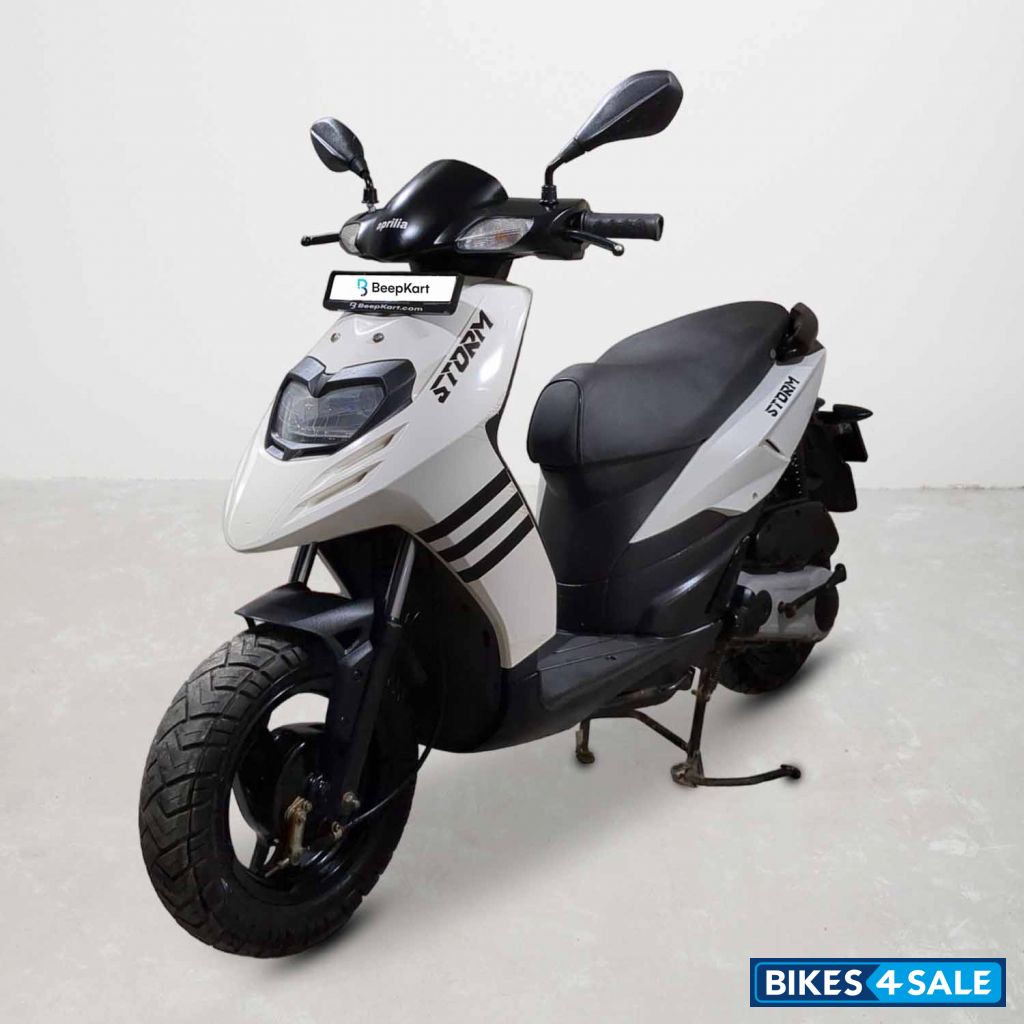 Aprilia Storm 125