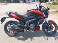 Red Bajaj Dominar 250