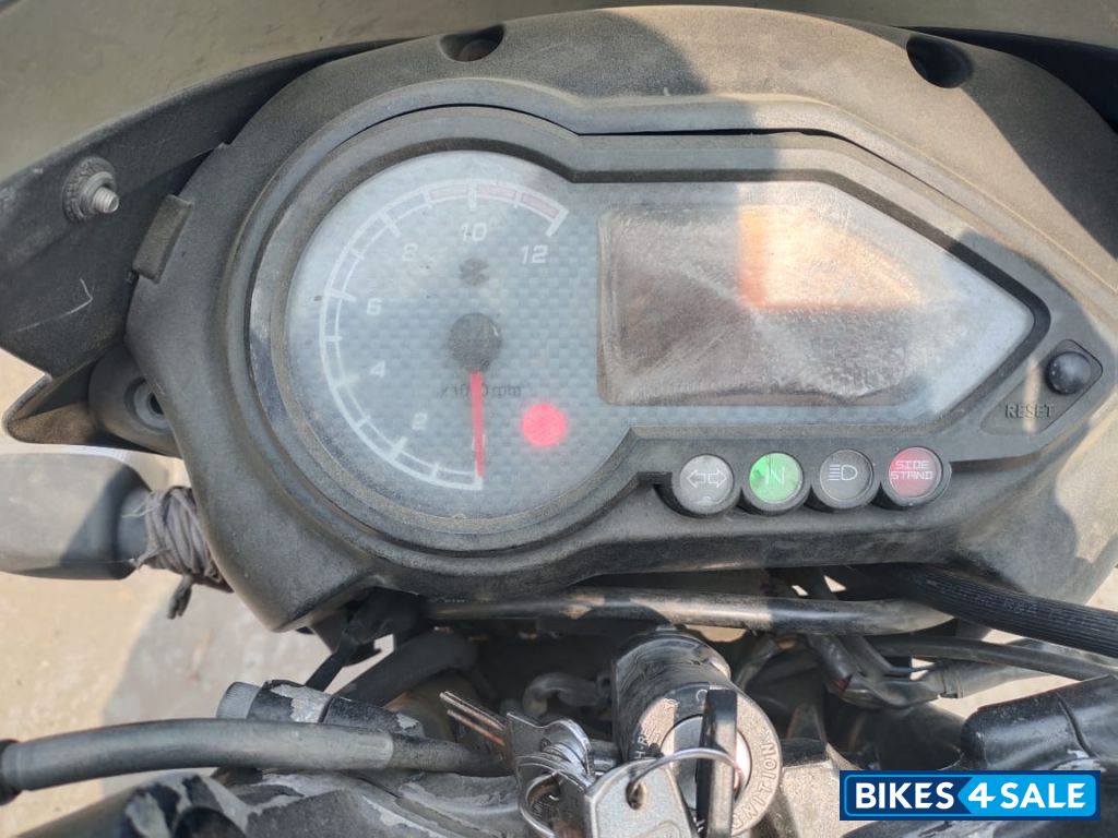 Midnight Black Bajaj Pulsar 150 DTSi