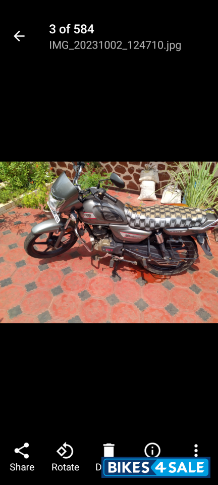 TVS Radeon Dual Tone Edition