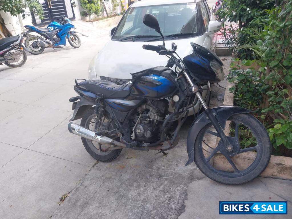 Bajaj Discover 125 ST