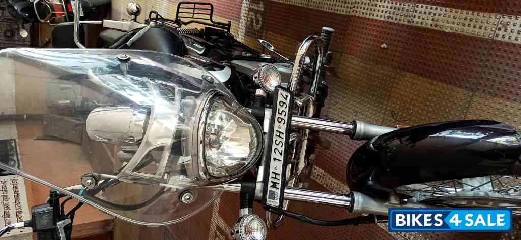 Bajaj Avenger Street 220