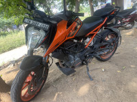 Orange KTM Duke 200