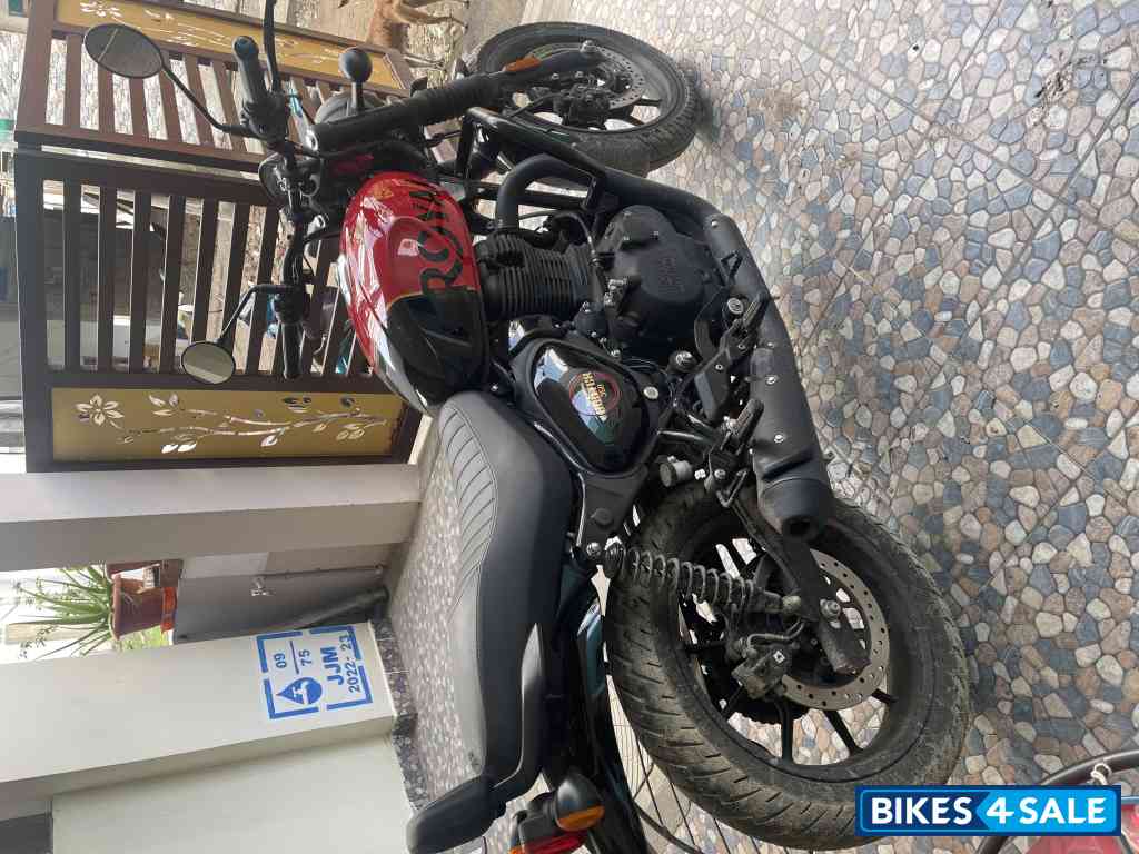 Royal Enfield Hunter 350 Metro