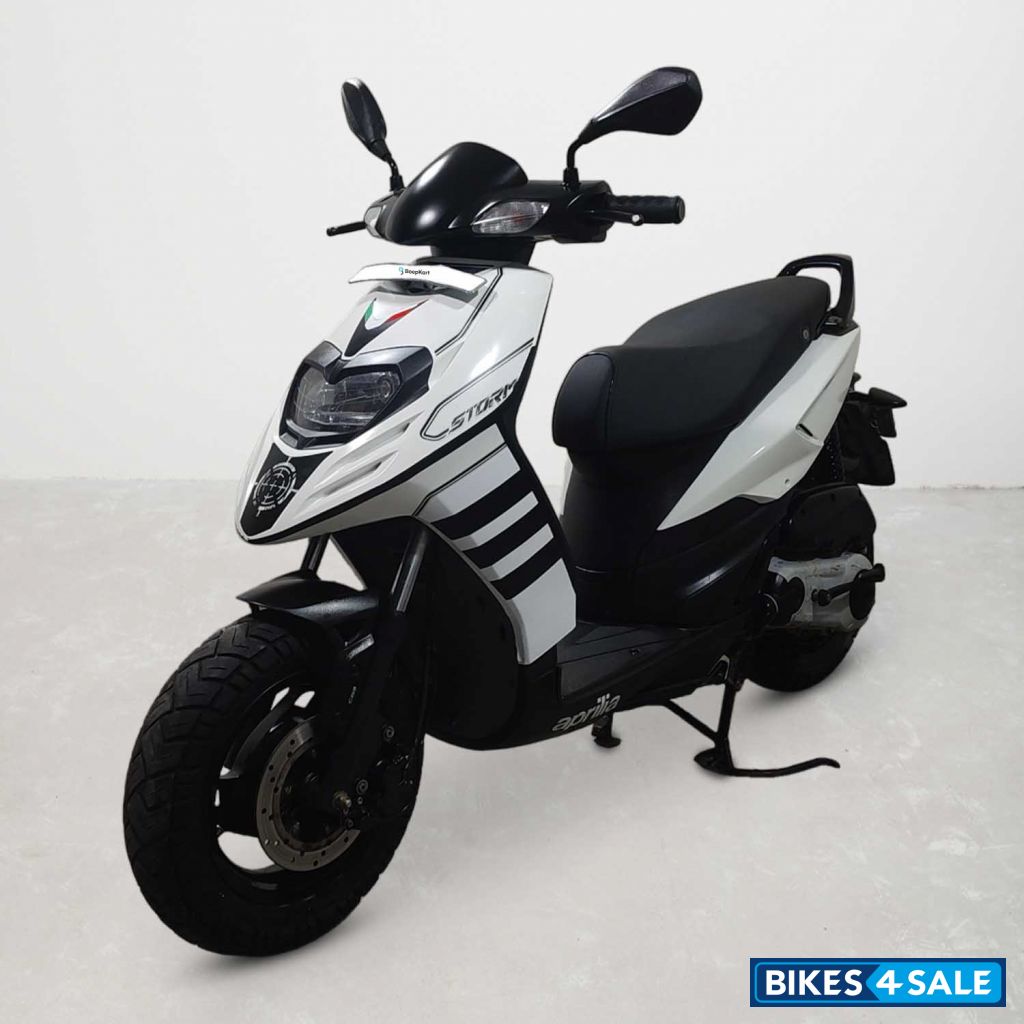 Aprilia Storm 125