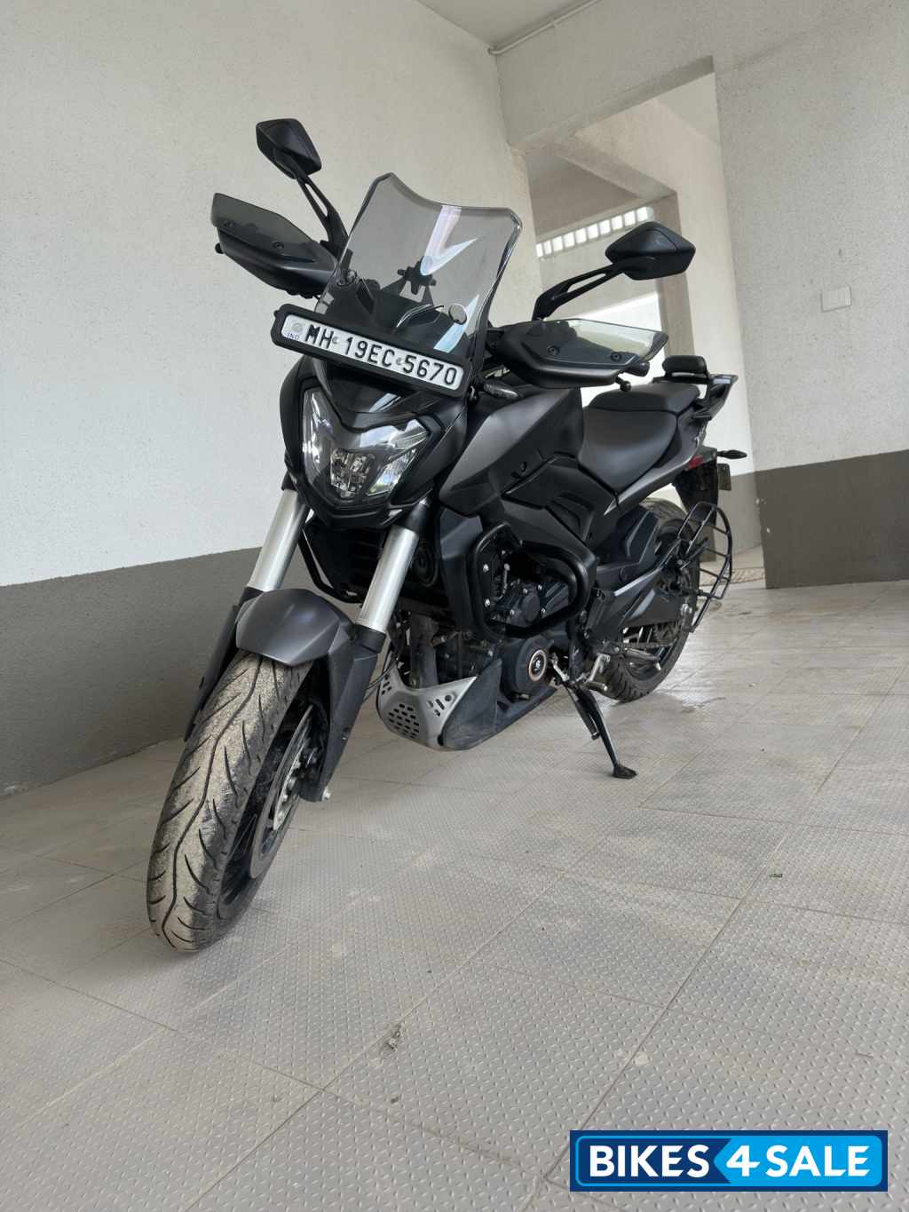 Charcoal Black Bajaj Dominar 400 ABS BS6