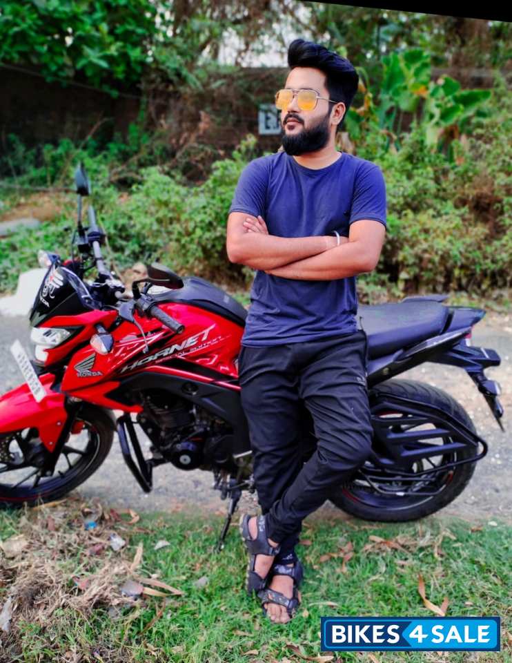 Honda CB Hornet 160R